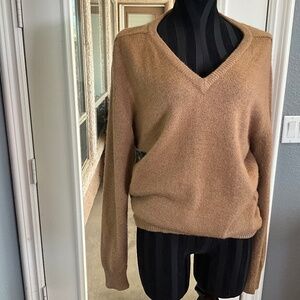 Vintage 80s Camelhair Old Money V-Neck Sweater Minimalist Renaissance Luxury Tan